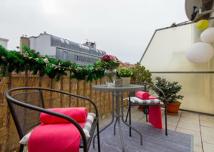 Old Town Studio Apartment