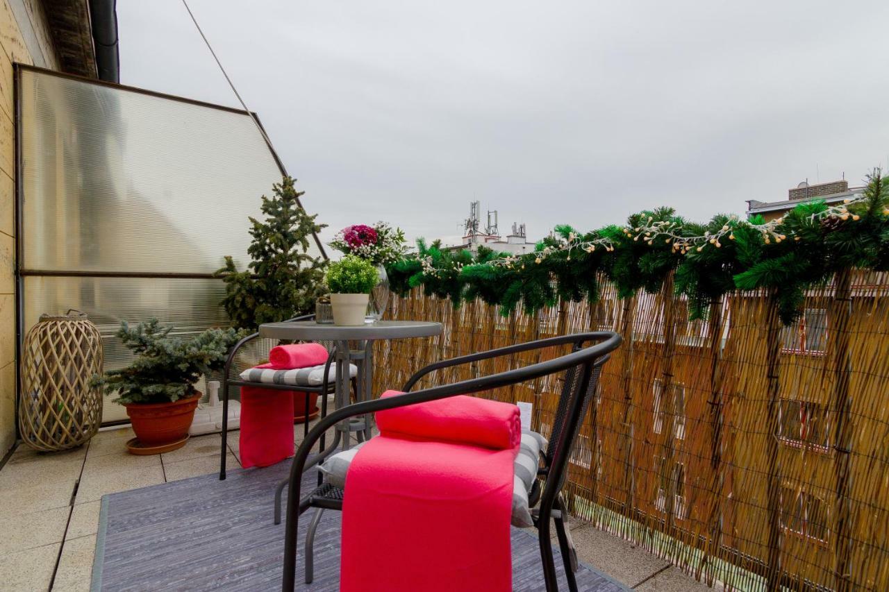 Old Town Studio Apartment